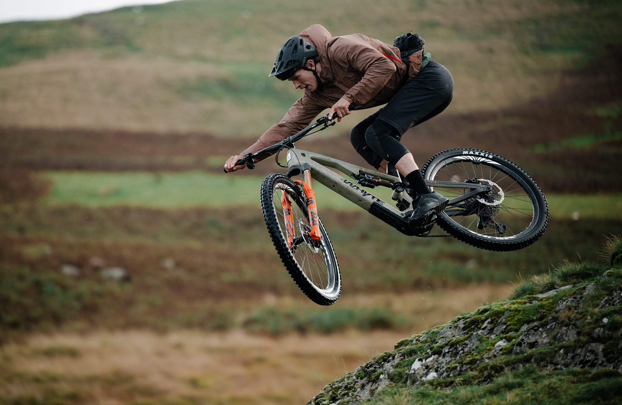 ELyte 150 Works trail/enduro electric mountain bike