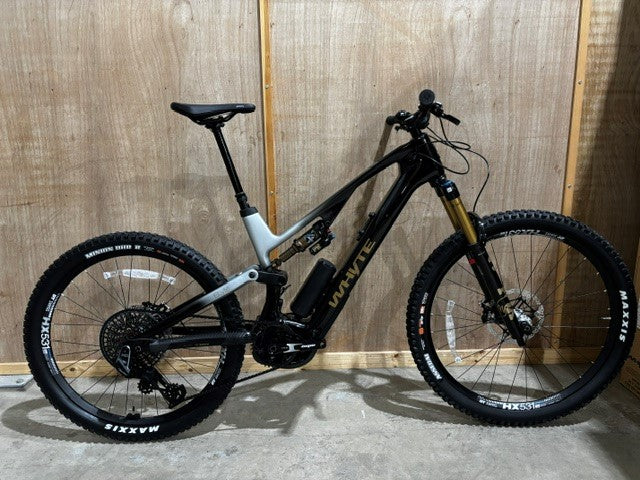 ELyte EVO Stag Works Large  Trail/enduro electric mountain bike - Outlet